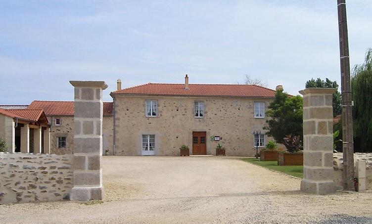 Le Logis Du Chateau Vieillevigne Exterior foto